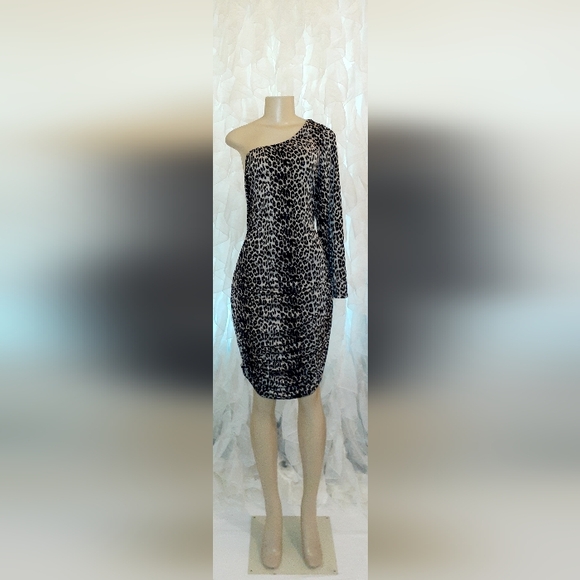 Dot's Leopard One Shoulder Midi Dress 2X - Picture 4 of 11
